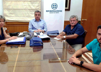 Συνάντηση Περιφερειάρχη Κρήτης με τον Δήμαρχο Σφακίων