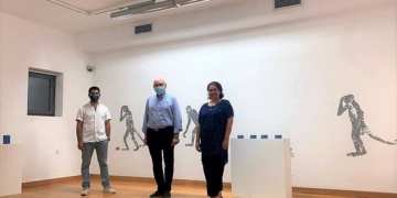 Ο Πρόεδρος του Περιφερειακού Συμβουλίου στην Πινακοθήκη Βιάννου Σάββας Πετράκης