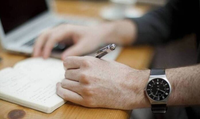 allazoun-o-writing-336370_960_720.jpg