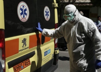 Κορονοϊός: Ανησυχία στην Ελλάδα για «κοκτέιλ» Covid-19 και γρίπης – Κρίσιμο το επόμενο διάστημα