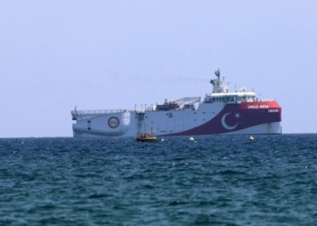 Επίθεση Μενέντεζ και Βαν Χόλεν σε Τουρκία: «Να φύγει από την ΑΟΖ της Ελλάδας – Κυρώσεις τώρα»