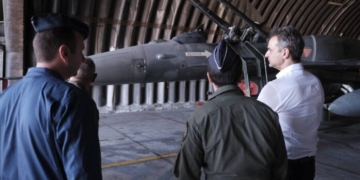 Μητσοτάκης από Σούδα: Η ισχυρή αποτρεπτική ικανότητα των Ενόπλων Δυνάμεων προϋπόθεση για την ειρήνη