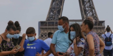 Κορονοϊός – Γαλλία: Σε υψηλό 4 μηνών ο αριθμός των ημερήσιων κρουσμάτων
