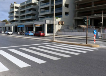 Νέες διαγραμμίσεις με ψυχροπλαστικό υλικό, έγιναν στο Ηράκλειο.