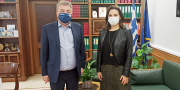 Αρναουτάκης και Όλγα Κεφαλογιάννη