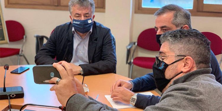 Σταύρος Αρναουτάκης