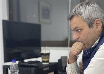 Χάρης Μαμουλάκης