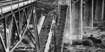 Θυμόμαστε, τιμούμε, διεκδικούμε! – Χάρης Μαμουλάκης