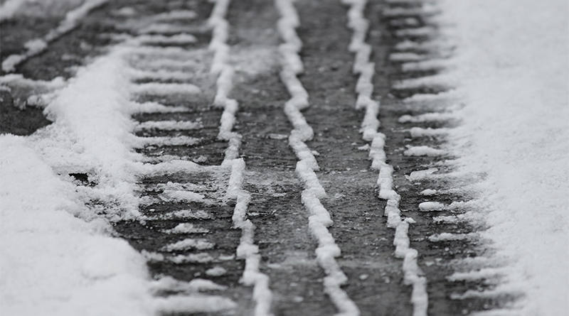 tire tracks snow tire