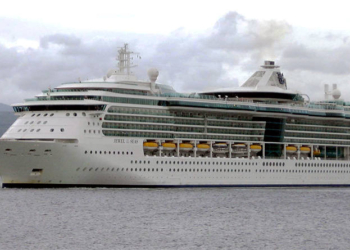 Cruise ship Jewel of the Seas