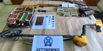 Δύο συλλήψεις για παράνομη οπλοκατοχή και αρχαιοκαπηλία