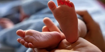 Μωρό - Σκάνδαλο σε Κέντρο Αναπαραγωγής στα Χανιά: 9 Συλλήψεις