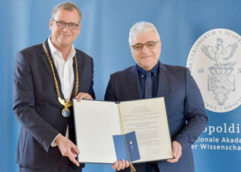 Διπλή ακαδημαϊκή διάκριση για τον καθηγητή Νεκτάριο Ταβερναράκη