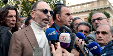 Οι εκπρόσωποι των αγροτών μετα τις άδιαπραγματεύσεις με τον Πρωθυπουργό Κυριάκο Μητσοτάκη