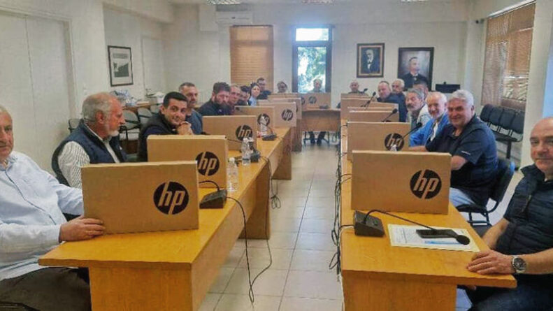 Ψηφιακή Αναβάθμιση στον Δήμο Βιάννου: Υπολογιστές σε Συμβούλους