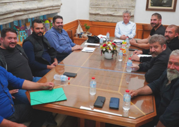 Συνάντηση Περιφερειάρχη Κρήτης με τον Κτηνοτροφικό Σύλλογο Ηρακλείου: Προτεραιότητες και Συνεργασία