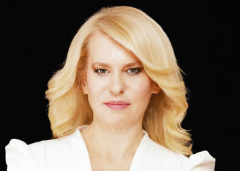 Θεοδώρα Τζάκρη