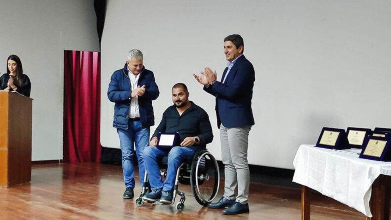Ο Λευτέρης Αυγενάκης Υπογραμμίζει τη Σημασία της Αλληλεγγύης