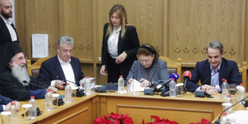 Παρουσία του Πρωθυπουργού Υπογράφηκαν οι Συμβάσεις για τον Άγιο Μηνά και το Νέο Μουσείο Αρχανών