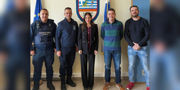 Συνάντηση Ελένης Βατσινά με την Ένωση Αστυνομικών Υπαλλήλων Ηρακλείου