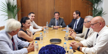 Διασύνδεση του Γενικού Νοσοκομείου Ρεθύμνου με την Ιατρική Σχολή Κρήτης: Σύσκεψη υπό τον Άδωνι Γεωργιάδη