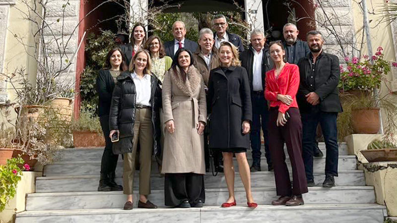 Η Πρέσβης Ολλανδίας στη Γεωργική Σχολή Μεσαράς