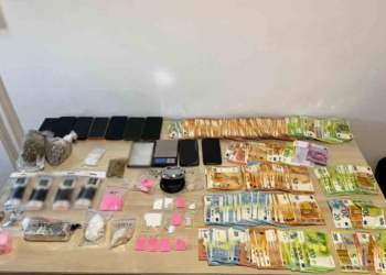 Αστυνομική επιχείρηση για διακίνηση ναρκωτικών στη Μύκονο