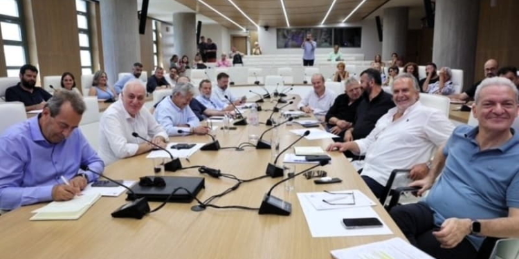 Γρηγόρης Νικολιδάκης στη σύσκεψη για το ΠΠΑ Κρήτης 2026–2030