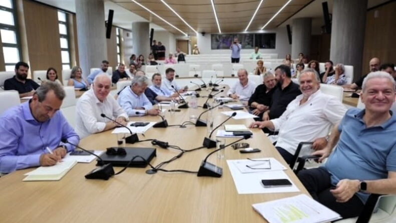 Γρηγόρης Νικολιδάκης στη σύσκεψη για το ΠΠΑ Κρήτης 2026–2030