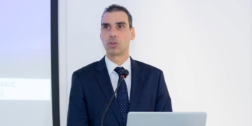 Ο υφυπουργός Υγείας Μάριος Θεμιστοκλέους