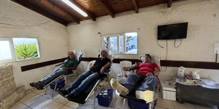 Εθελοντική αιμοδοσία στον Άγιο Σύλλα με τη συμμετοχή κατοίκων και τη συνδιοργάνωση του συλλόγου «Το Τσαγκαράκι».