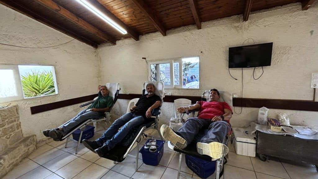 Εθελοντική αιμοδοσία στον Άγιο Σύλλα με τη συμμετοχή κατοίκων και τη συνδιοργάνωση του συλλόγου «Το Τσαγκαράκι».