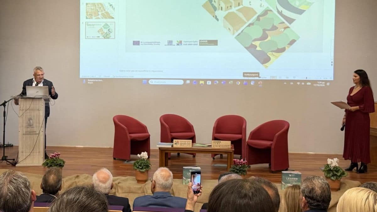 Ο δήμαρχος Φαιστού Γρηγόρης Νικολιδάκης στην εκδήλωση LEADER Talks στις Αρχάνες.