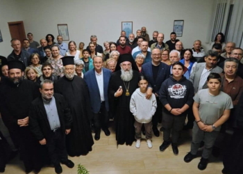Ο Αρχιεπίσκοπος Κρήτης Ευγένιος στον αγιασμό της Σχολής Βυζαντινής Μουσικής στο Ηράκλειο.