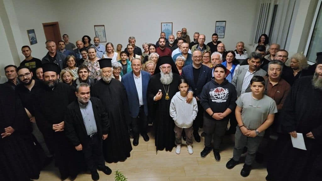 Ο Αρχιεπίσκοπος Κρήτης Ευγένιος στον αγιασμό της Σχολής Βυζαντινής Μουσικής στο Ηράκλειο.